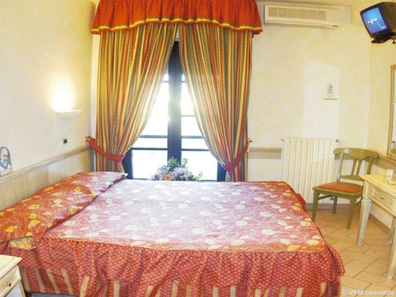 Hotel Pace San Giovanni Rotondo Esterno foto